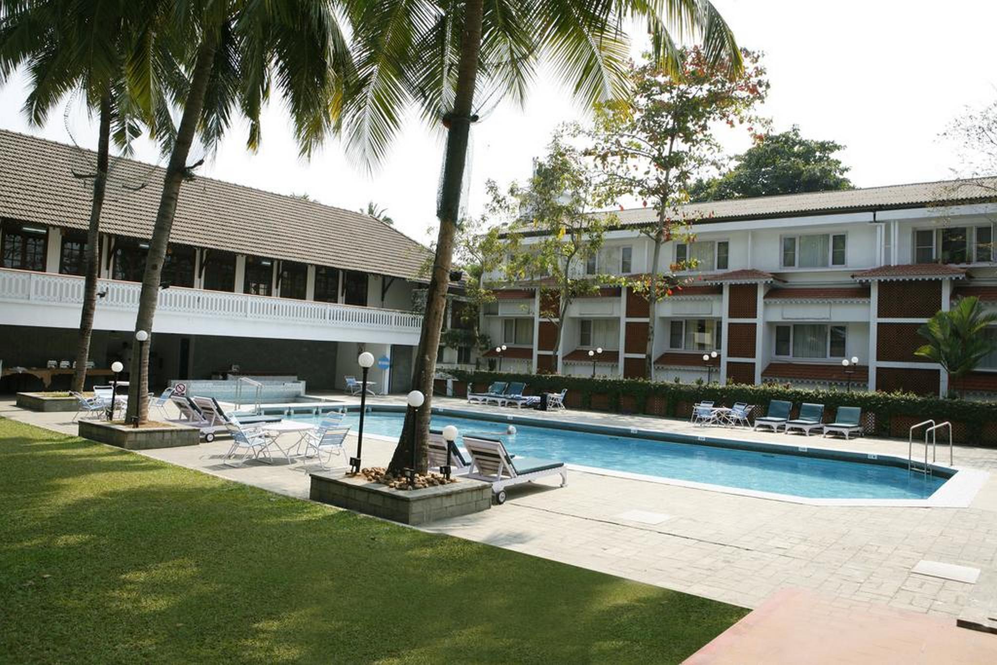 Casino Hotel - Cgh Earth, Cochin Kochi Esterno foto