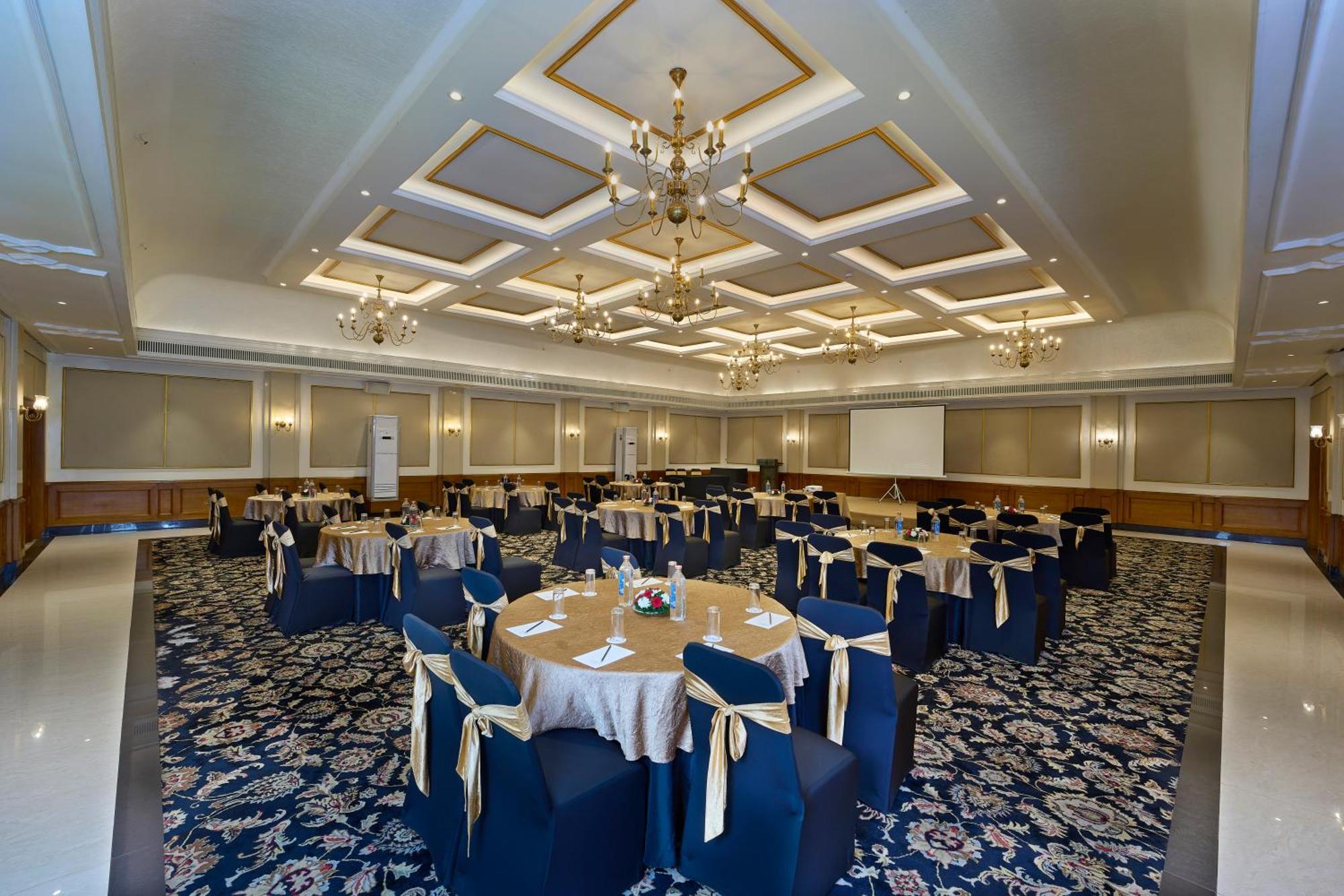 Casino Hotel - Cgh Earth, Cochin Kochi Esterno foto