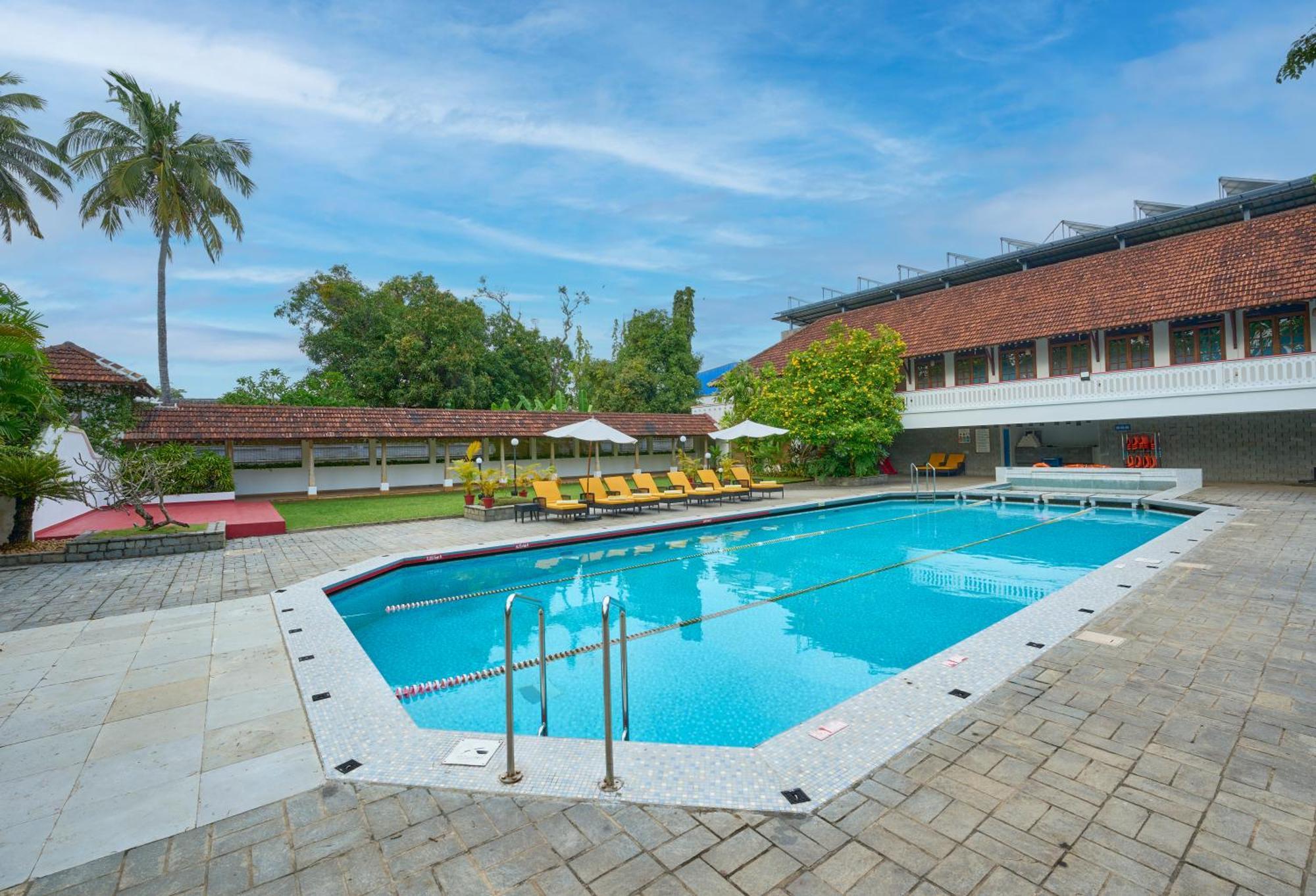 Casino Hotel - Cgh Earth, Cochin Kochi Esterno foto